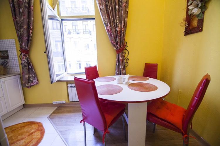 Apartment In The Heart Of キエフ エクステリア 写真